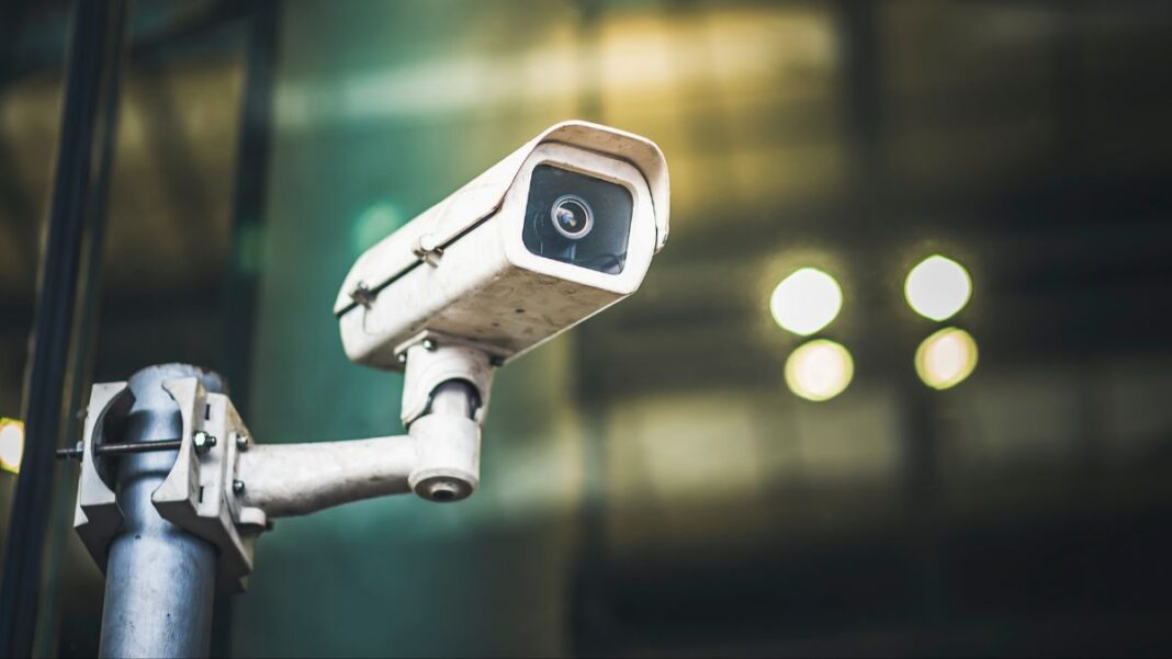 Surveillance Total Control